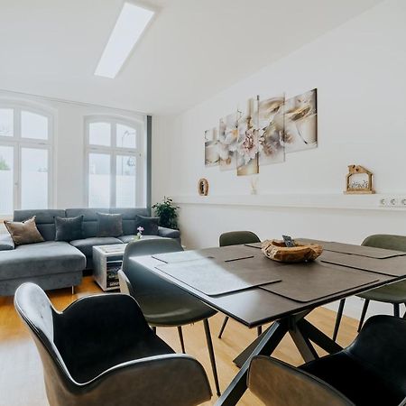 Blissplace 3 Zi Premium Apartment Nahe Getec Arena Mit Kingsize Betten Und Balkon Magdeburg Exterior photo