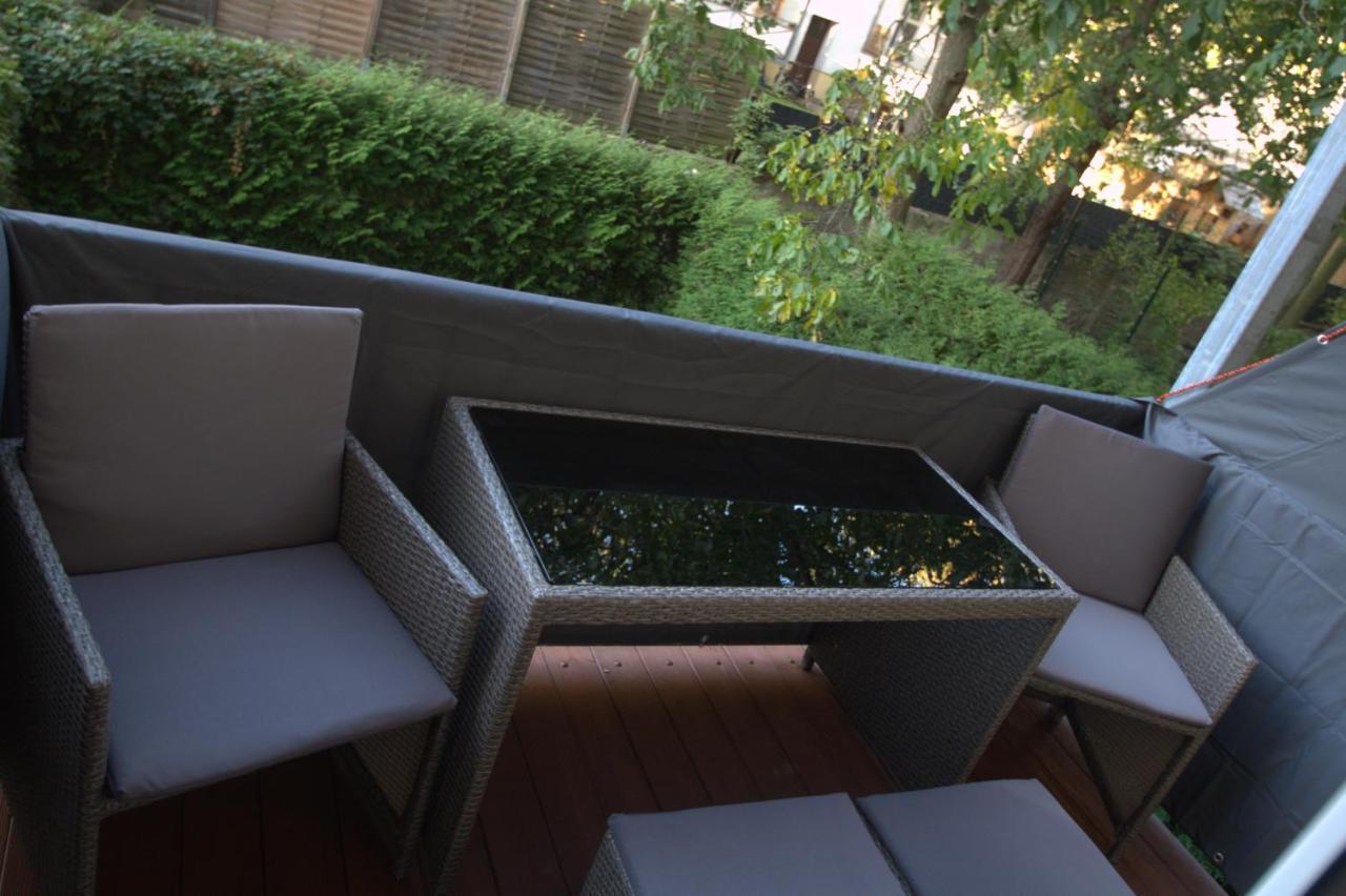 Blissplace 3 Zi Premium Apartment Nahe Getec Arena Mit Kingsize Betten Und Balkon Magdeburg Exterior photo