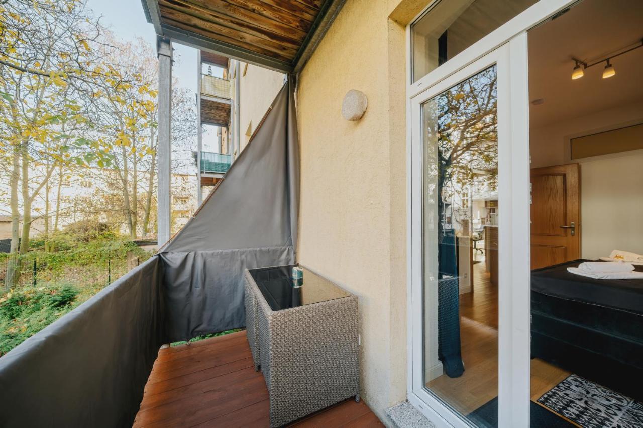 Blissplace 3 Zi Premium Apartment Nahe Getec Arena Mit Kingsize Betten Und Balkon Magdeburg Exterior photo
